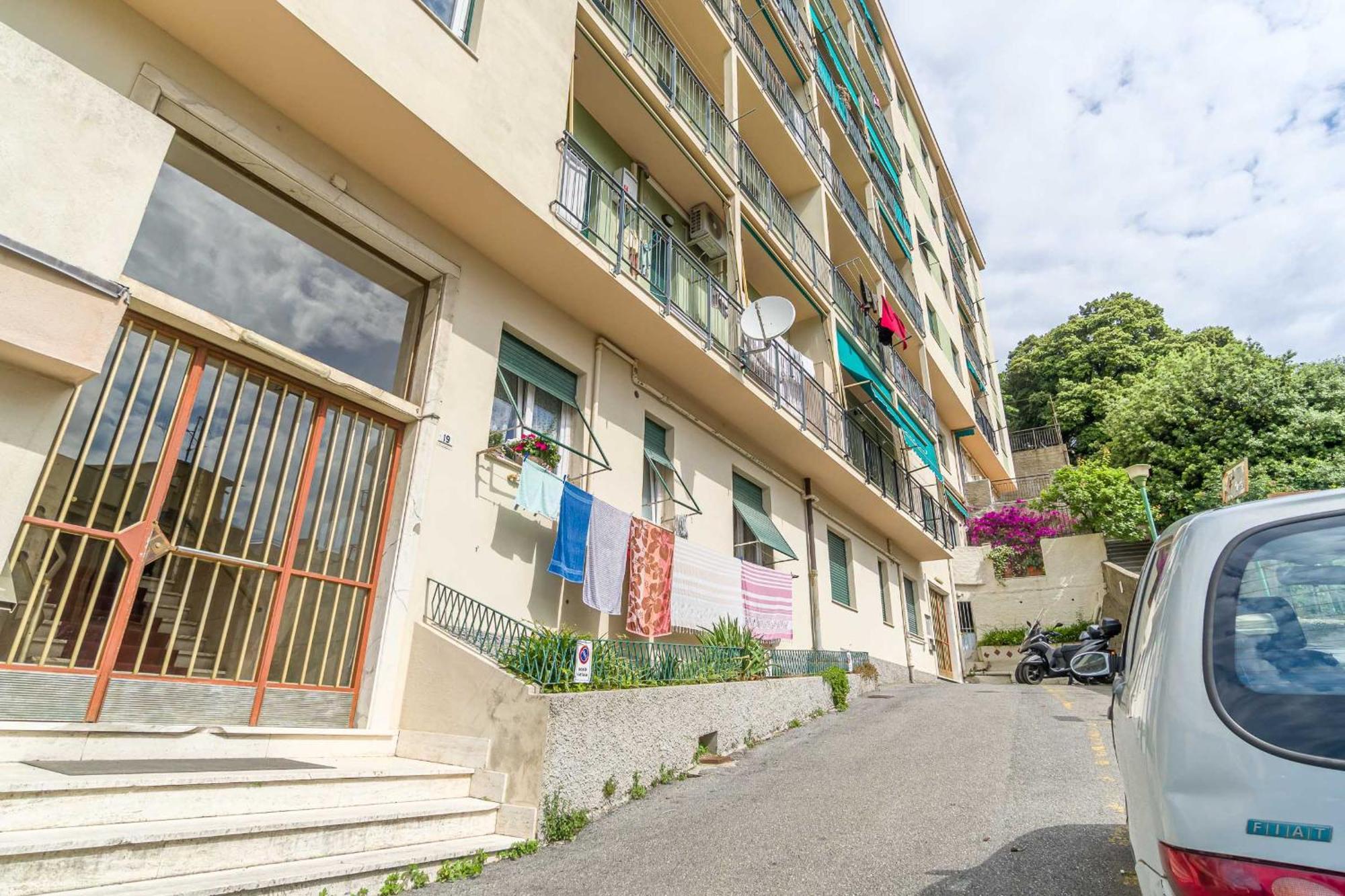 Appartement Monik House: Central House With Parking à Gênes Extérieur photo