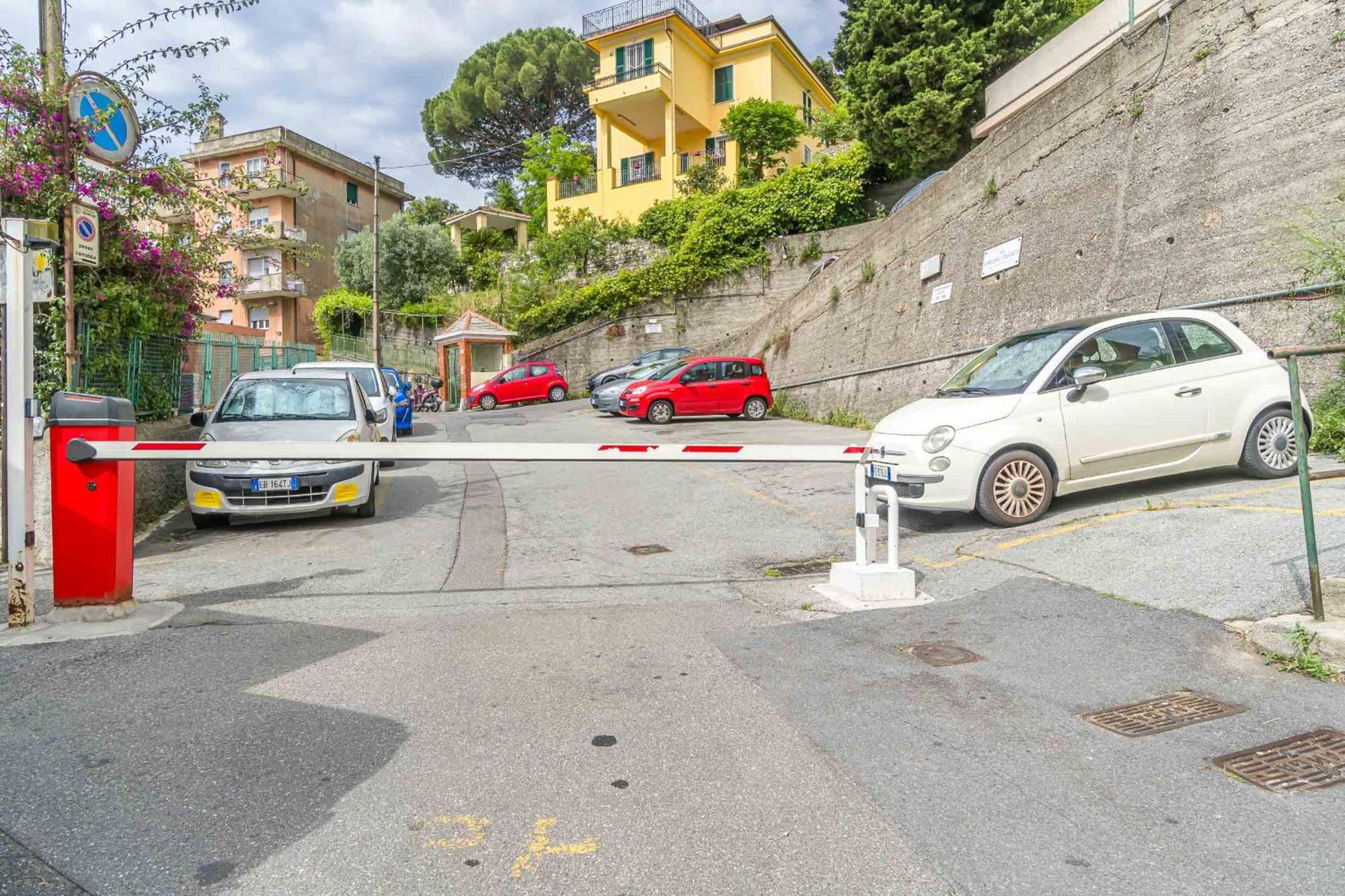 Appartement Monik House: Central House With Parking à Gênes Extérieur photo